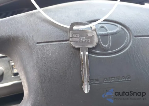 1999 Toyota Camry Le z USA, uszkodzony, nr VIN 4T1BG22K1XU496021